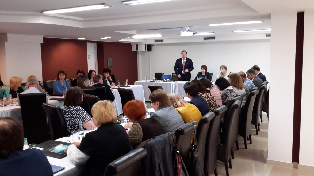 2017.05.26-roundtable2